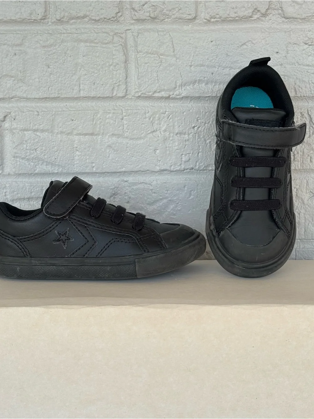 Converse ProBlazeLow Leather PreSchool Sneakers T9